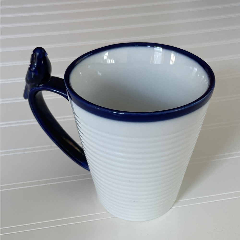 Fitz and Floyd White Mug with Blue Bird Handle Everyday White Porcelain - Picture 7 of 9